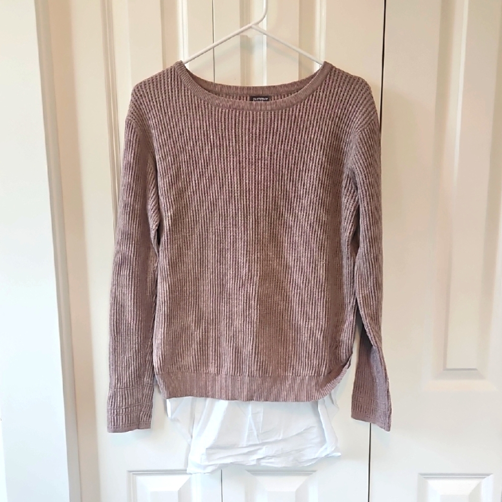 4/$20 SUMMER & ROSE top